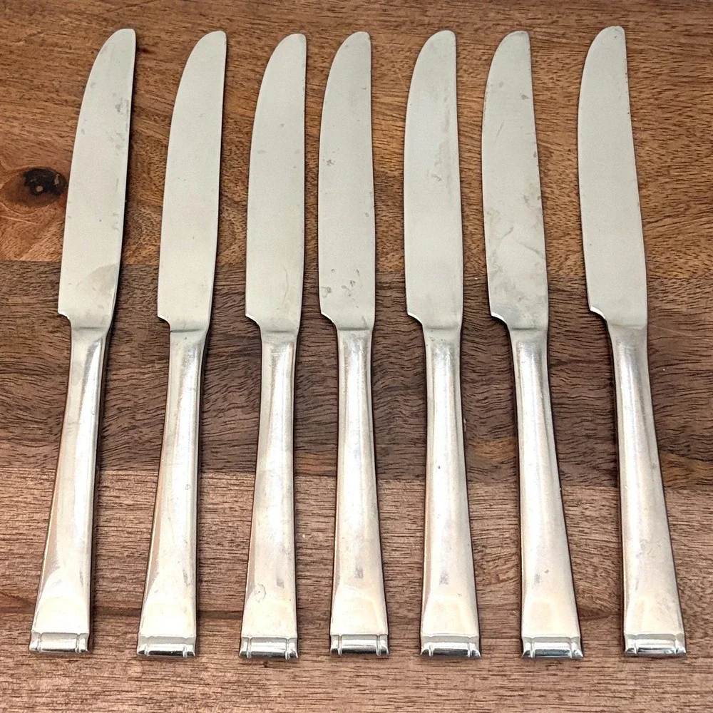 Reed & Barton Contemporary Dinner Knives 18/10 Stainless Steel Flatware Lot Of 7